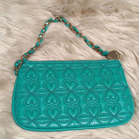 DEUX LUX Teal green quilted heart wristlet with chain strap - Picture 4 of 5